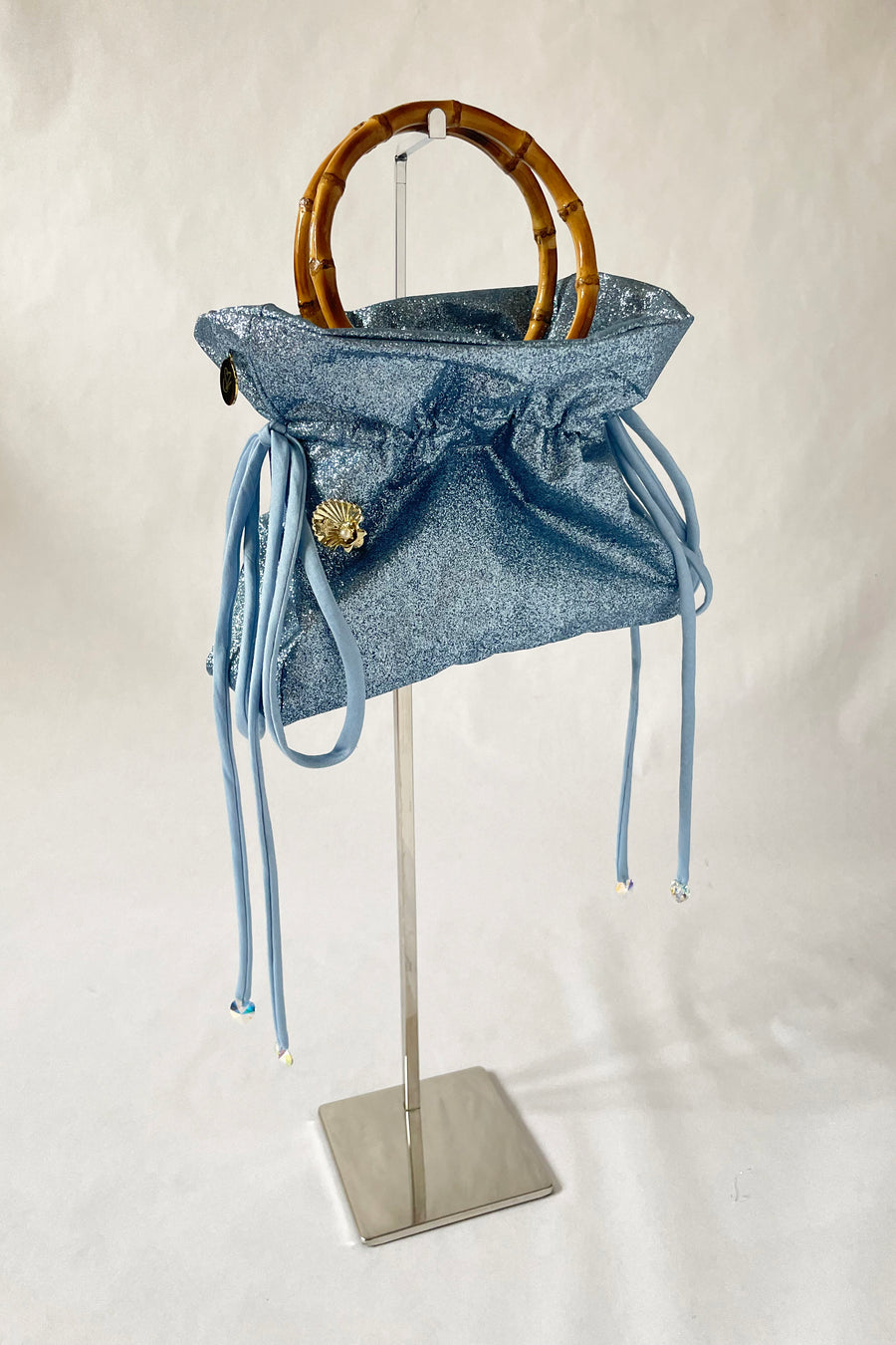BOW BAG IN ICY